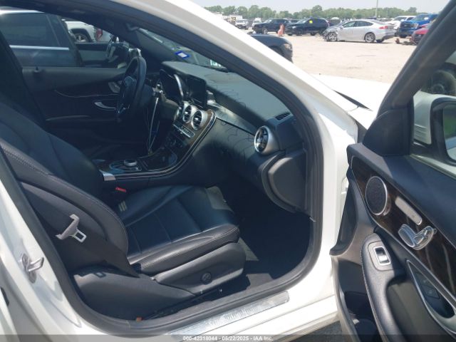 2019 MERCEDES-BENZ C 300 55SWF8DB3KU304610 Photo 4