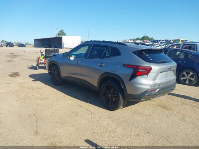 2024 CHEVROLET TRAX KL77LKE20RC161386 Photo 2