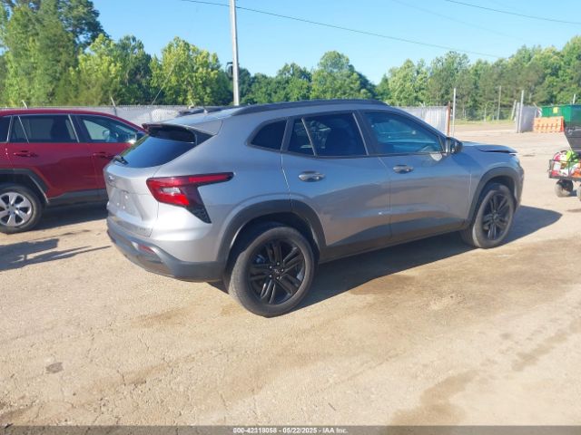 2024 CHEVROLET TRAX KL77LKE20RC161386 Photo 3