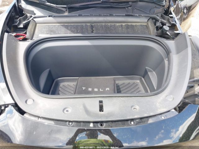 7SAYGDEEXPA177645 Tesla Model Y