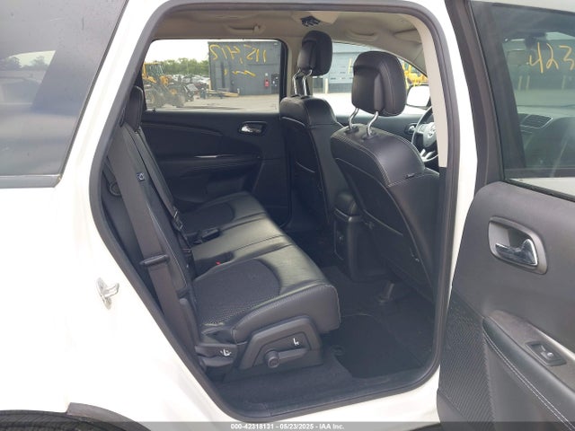 3C4PDDGGXJT389277 Dodge Journey Crossroad Awd