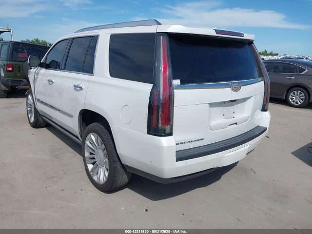 2017 CADILLAC ESCALADE 1GYS3DKJXHR143035 Photo 2