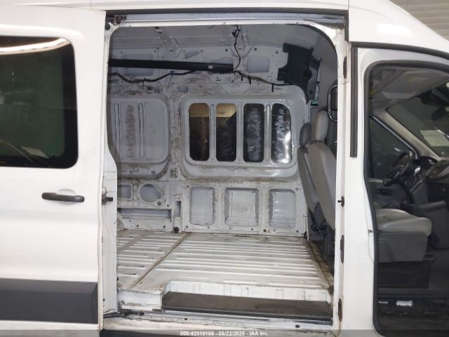 1FTYR3XM8JKA10333 Ford Transit-250