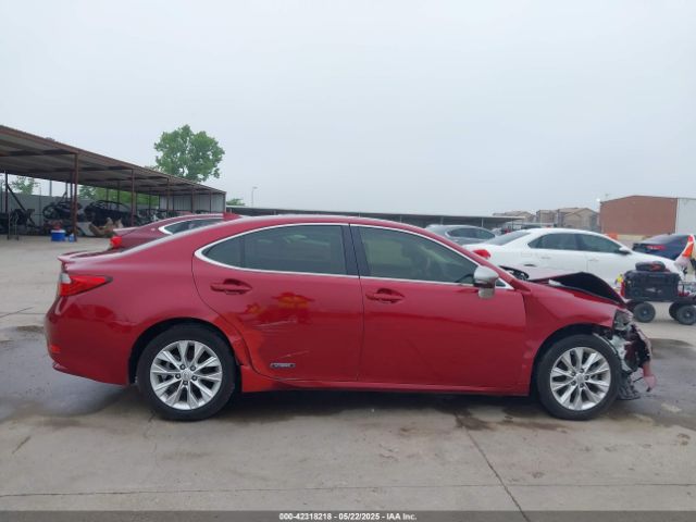 JTHBW1GG6F2088404 Lexus ES 300H