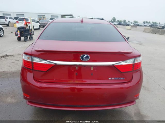 JTHBW1GG6F2088404 Lexus ES 300H