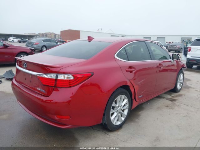 JTHBW1GG6F2088404 Lexus ES 300H