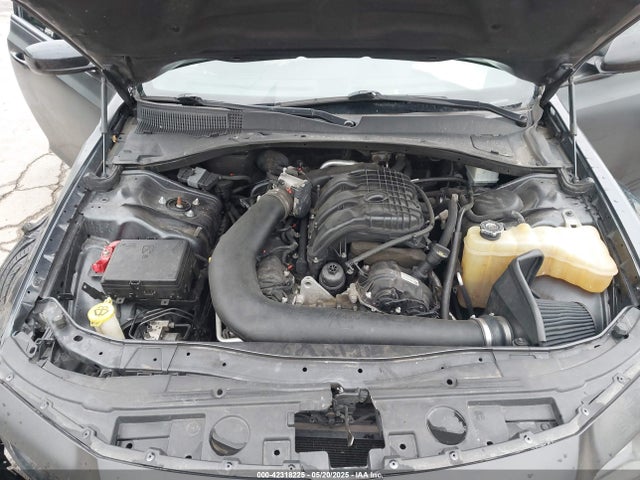 Chrysler 2018 2018 2C3CCAGG9JH149523 Image 10
