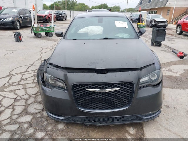 Chrysler 2018 2018 2C3CCAGG9JH149523 Image 12