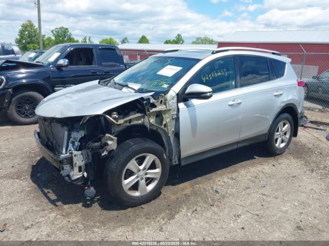2T3RFREV4EW151862 Toyota Rav4 Xle