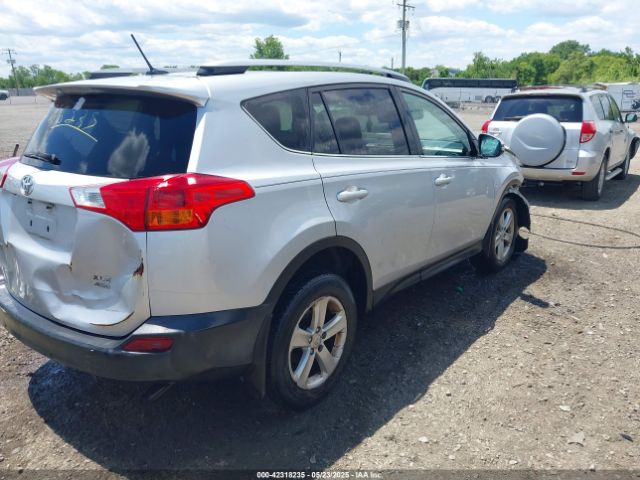 2T3RFREV4EW151862 Toyota Rav4 Xle