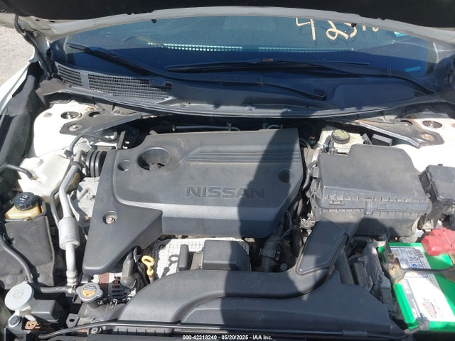1N4AL3AP8GC271119 Nissan 2016