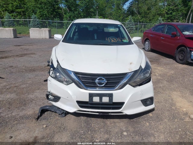 1N4AL3AP8GC271119 Nissan 2016