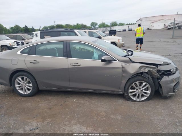 1G1ZD5ST7JF214815 Chevrolet MALIBU LT