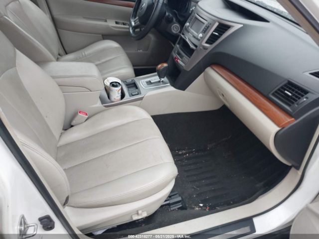 2013 SUBARU OUTBACK 4S4BRBKC1D3304620 Photo 4