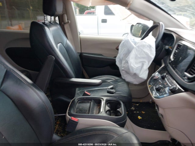 2C4RC1BG2HR794726 Chrysler Pacifica Touring-l
