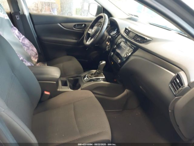 JN1BJ1CR0KW622364 Nissan Rogue Sport S
