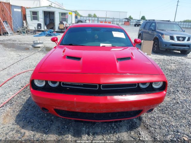 2C3CDZAG7FH733852 Dodge Challenger Sxt
