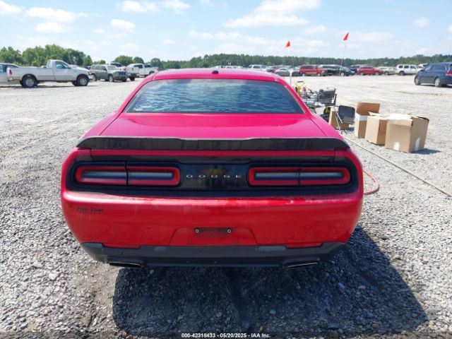 2C3CDZAG7FH733852 Dodge Challenger Sxt