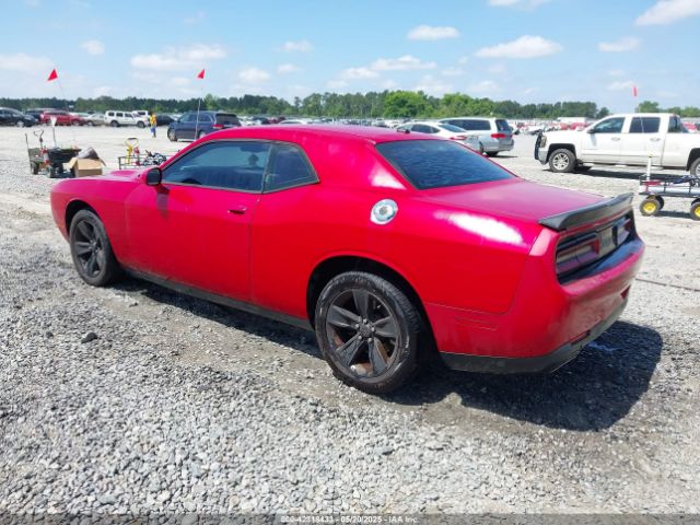 2C3CDZAG7FH733852 Dodge Challenger Sxt