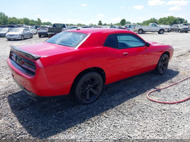 2C3CDZAG7FH733852 Dodge Challenger Sxt