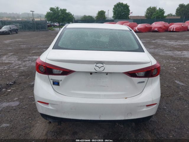 3MZBN1V39JM197376 Mazda Mazda3 Touring