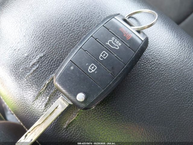 KNDJP3A5XE7004177 KIA SOUL +