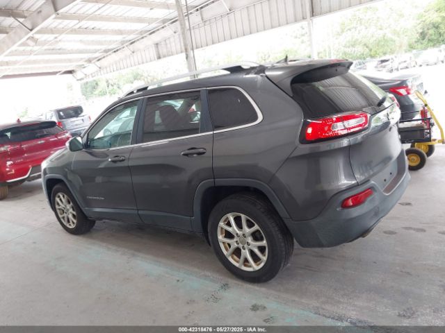 1C4PJLCB6GW247945 Jeep Cherokee Latitude