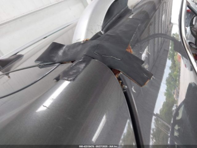 1C4PJLCB6GW247945 Jeep Cherokee Latitude