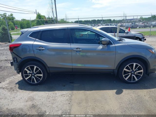JN1BJ1CP3HW003717 Nissan Rogue Sport Sl