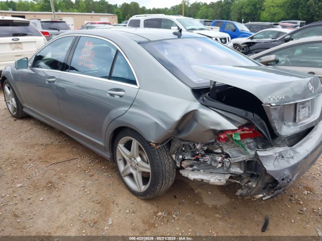 2011 MERCEDES-BENZ S 550 WDDNG8GB8BA366802 Photo 2