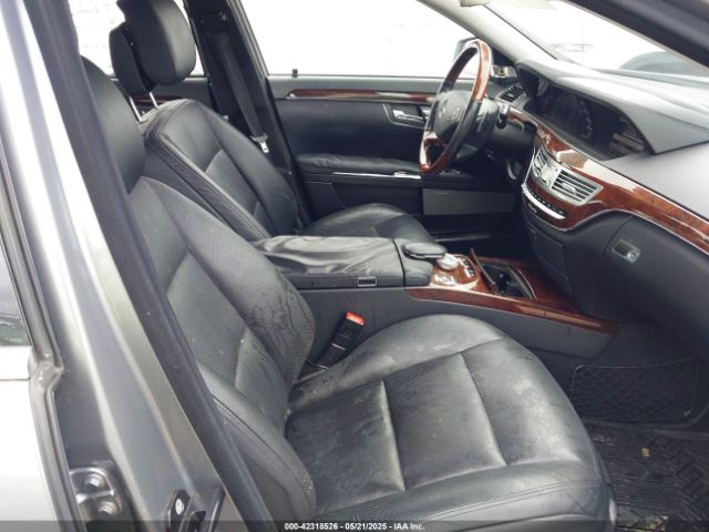 2011 MERCEDES-BENZ S 550 WDDNG8GB8BA366802 Photo 4