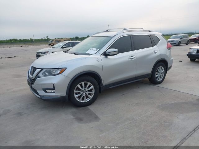 2018 NISSAN ROGUE KNMAT2MTXJP619368 Photo 1