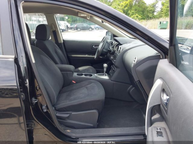 JN8AS5MT9FW650455 Nissan Rogue Select S