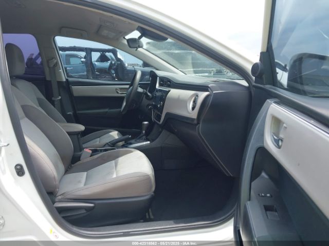 2018 TOYOTA COROLLA 5YFBURHEXJP849660 Photo 4