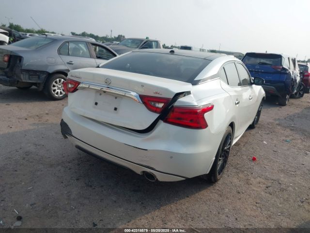 1N4AA6AP4GC421749 Nissan Maxima 3.5 Sl