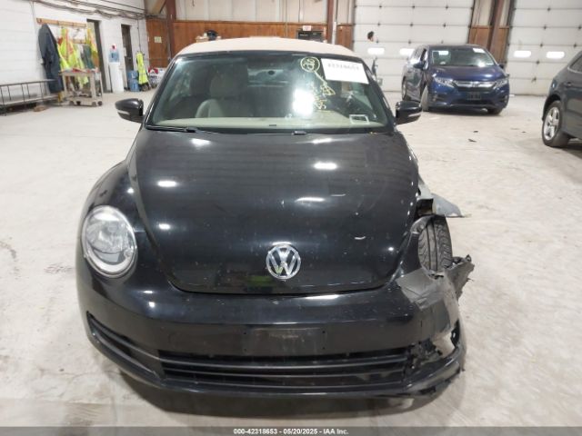 3VW517AT5EM818796 Volkswagen Beetle 1.8t