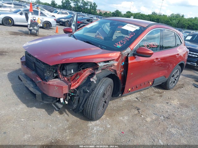 1FMCU9H91LUA19707 Ford ESCAPE SEL
