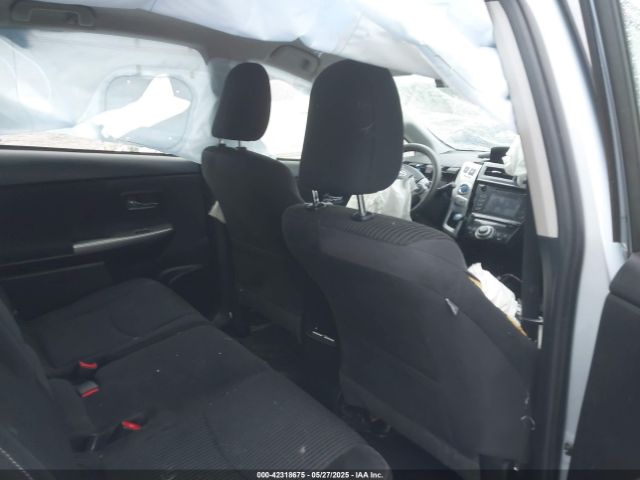 JTDZN3EUXGJ053220 Toyota Prius V Five/four/three/two