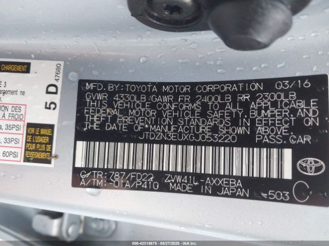 JTDZN3EUXGJ053220 Toyota Prius V Five/four/three/two
