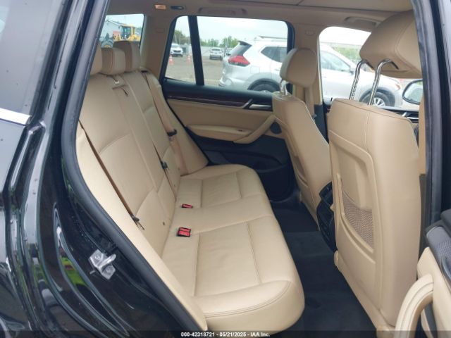 2017 BMW X3 5UXWX7C3XH0W39677 Photo 7
