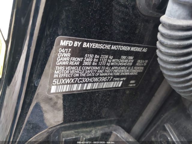 2017 BMW X3 5UXWX7C3XH0W39677 Photo 8
