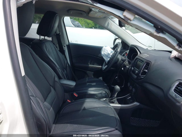 3C4NJCAB0JT471302 Jeep Compass Sport Fwd