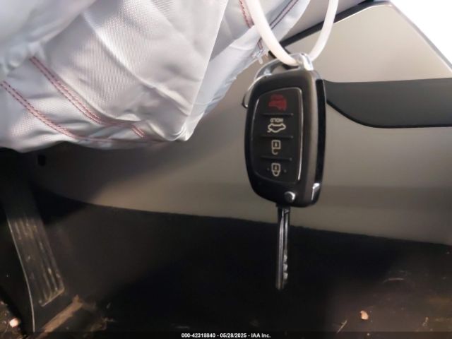 5NPE24AF2FH249700 Hyundai SONATA SE