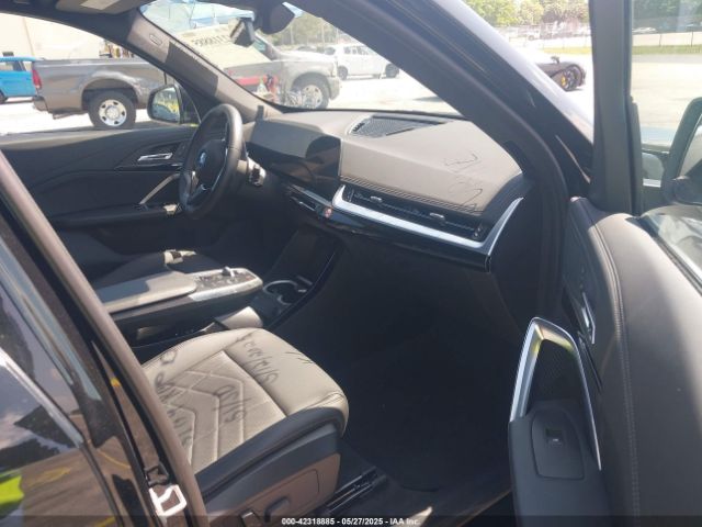 2025 BMW X1 WBX73EF05S5101750 Photo 4