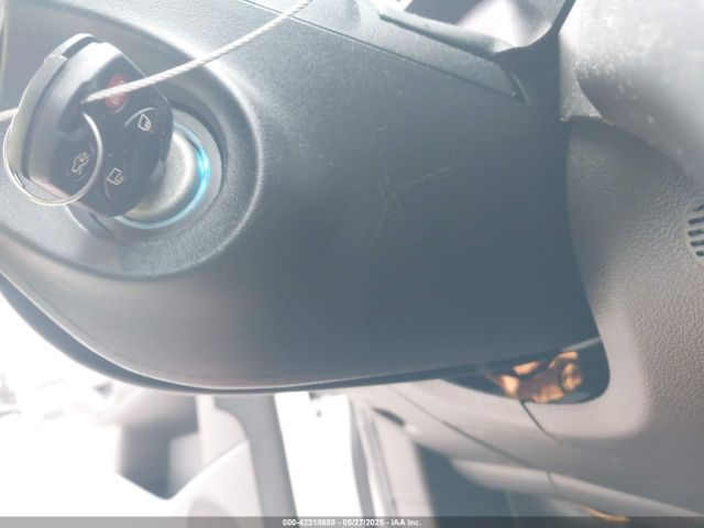 1FMCU9HD3JUB78696 Ford ESCAPE SEL