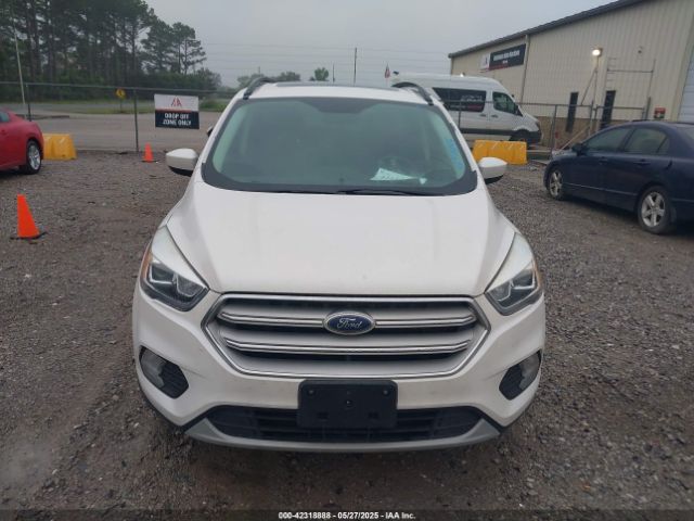 1FMCU9HD3JUB78696 Ford ESCAPE SEL