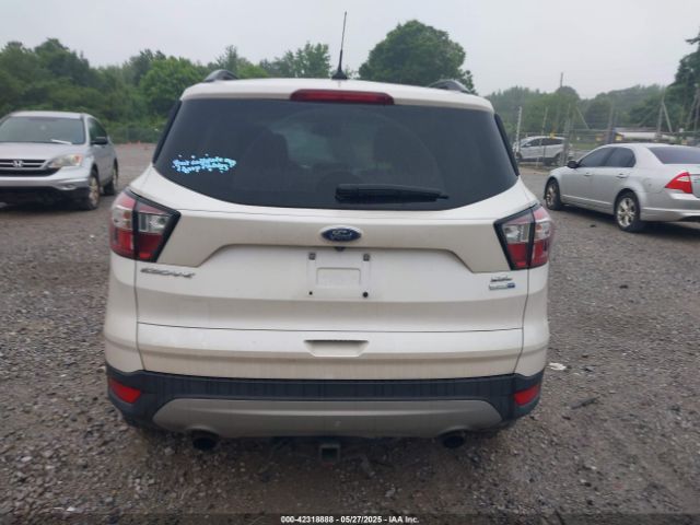 1FMCU9HD3JUB78696 Ford ESCAPE SEL