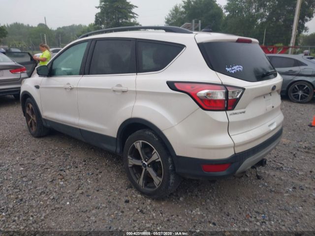 1FMCU9HD3JUB78696 Ford ESCAPE SEL