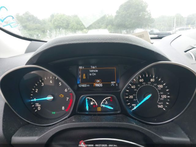 1FMCU9HD3JUB78696 Ford ESCAPE SEL