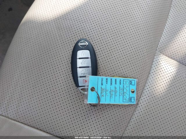 5N1AT2MT2FC830607 Nissan Rogue Sl